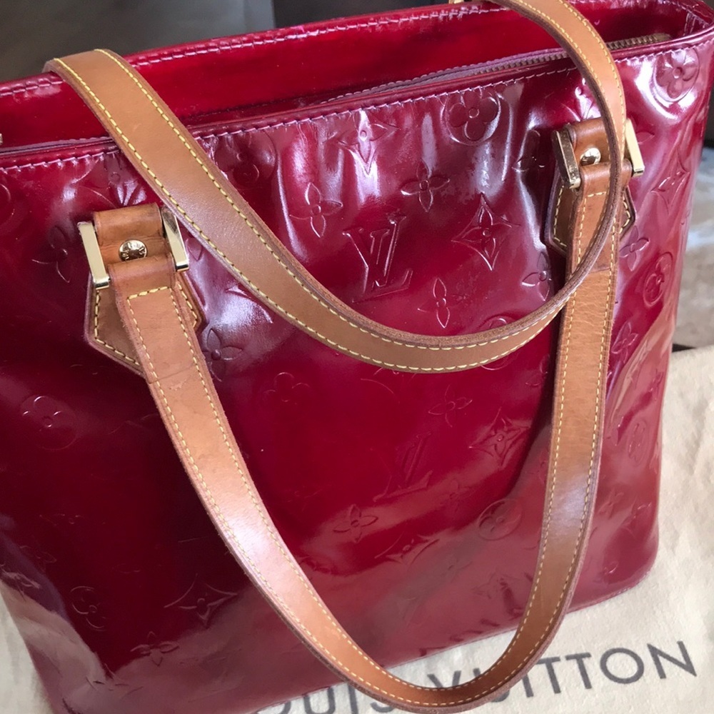 Louis Vuitton Pomme D’Amour Vernis Houston bag - Picture 1 of 16